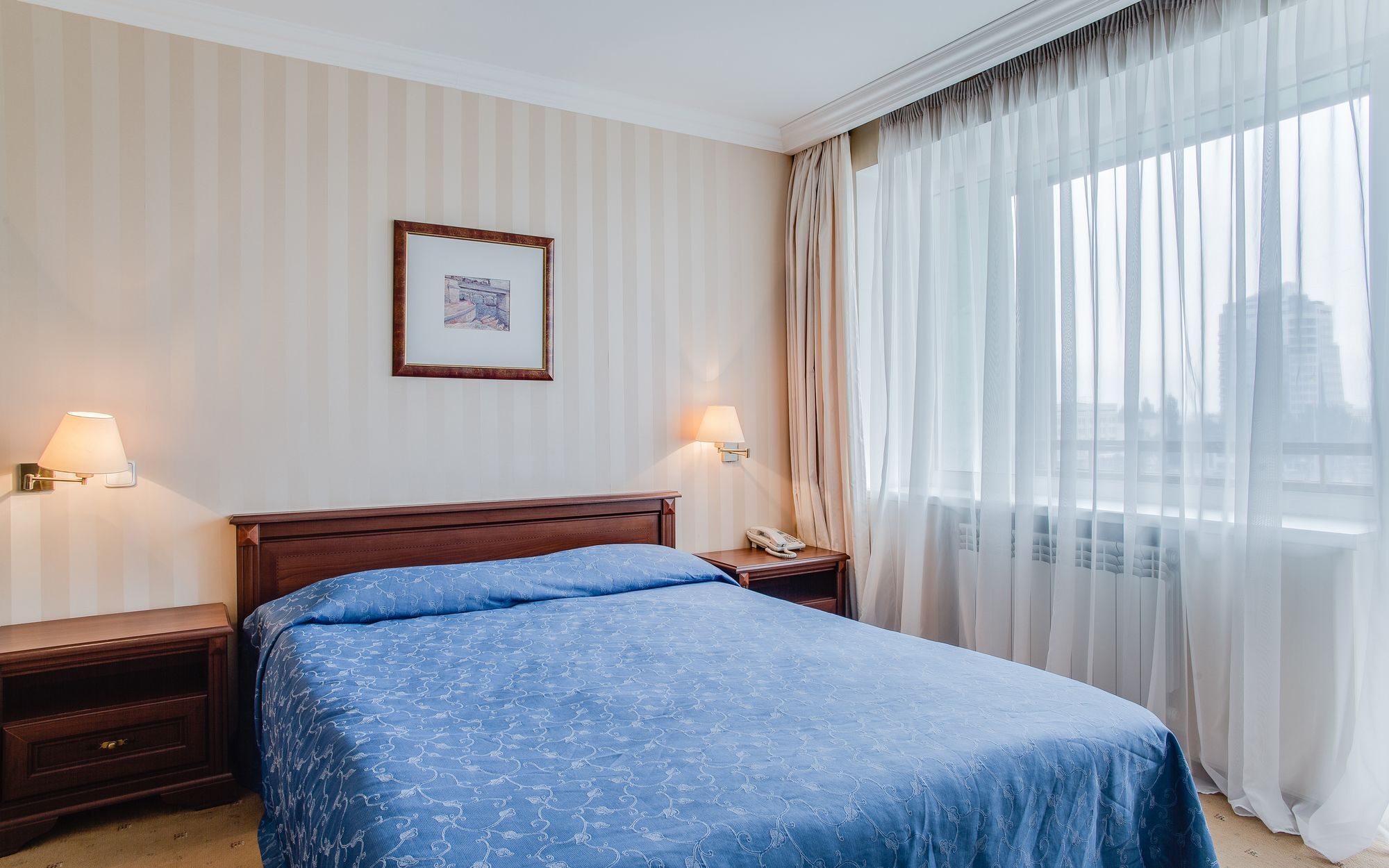 Intourist Hotel Zaporizhia Exterior foto